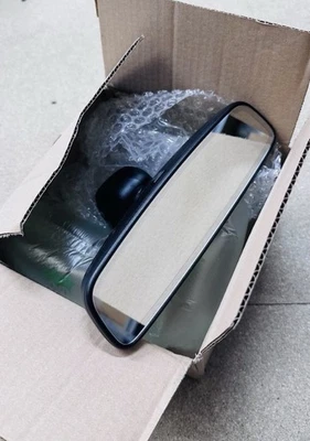 Audi A3 S3 RS3 8V INTERIOR REAR VIEW MIRROR 8S0857511A - Image 1 of 3