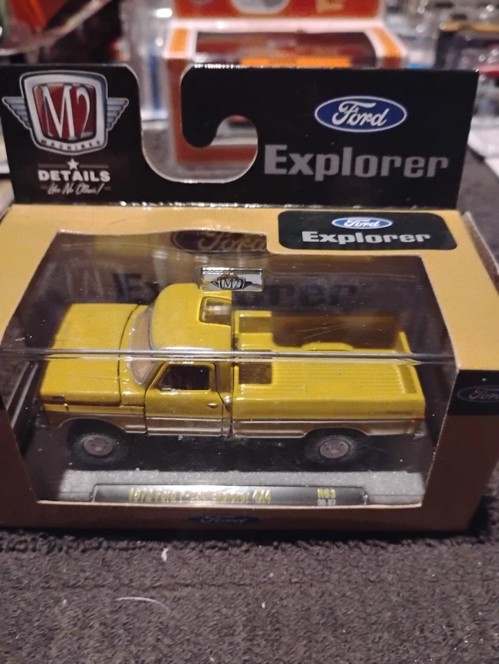 M2 Machines 1972 Ford F-250 Explorer 4x4 Truck R63 2022-2007 - Image 1 of 3