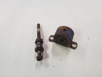 Suspensión de tubo de escape | Se adapta a 79 80 81 82 83 84 85 86 87 Jaguar XJ6 Foto 1 de 4