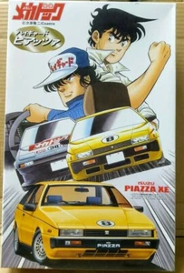 Aoshima 1:24 scale plastic model - Mecha-Doc Classic Isuzu Piazza XE Racing Car - Picture 1 of 3