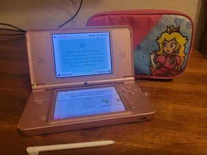 Nintendo DSi XL - Metallic Rose *TESTED Excellent Condition - Picture 1 of 11