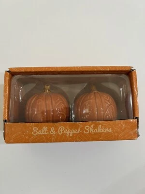 NUEVO Juego de coctelera de sal y pimienta de cerámica de calabaza de novedad de otoño Foto 1 de 4