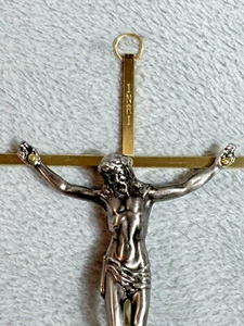 Vintage 10" Wall Cross Crucifix 2 Toned Metalwork Made in USA FREE SHIPPING - Picture 1 of 5