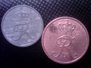 DENMARK 2 ORE 1965 5 ORE 1972 - Picture 1 of 2