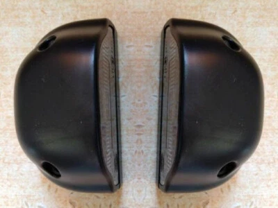 2 Feux éclaireurs de plaque arrière Universels Canter Fuso Cabstar RVI etc NEUFS - Photo 1/4