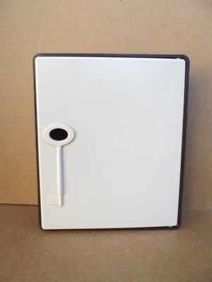 Ancien Armoire à Clés Murale en plastique Vintage Design des années 70 - Photo 1/4