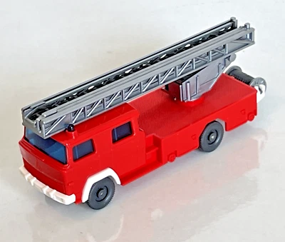 Wiking 1/87th/HO Scale #962 Magirus DL30 Fire Ladder Truck - Image 1 of 4