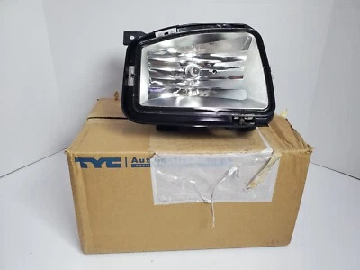 NEW TYC Dodge RAM 1500 Fog Light RIGHT Assembly TYC 19-6039-00 - Image 1 of 4