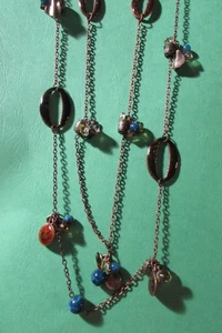 Vintage 31-35" Doppelstrang Bronzefarbene Halskette mit Blau & Grün Perlen/Charm - Bild 1 von 9