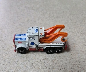 Vintage 1981 Matchbox Peterbilt Police M9 Truck - Picture 1 of 5