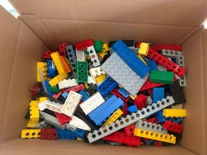 Lego Bricks (1KG) Per Box. All Random Pieces Blocks Wheels No Mini Figures Lot 3 - Picture 1 of 3