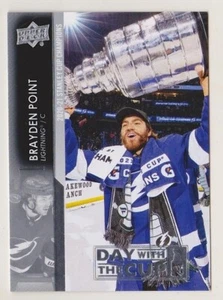 21-22 Upper Deck Brayden Point DÍA CON LA COPA Tampa Bay Lightning 2021 - Imagen 1 de 1