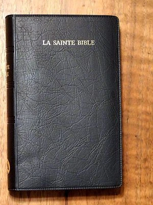 French Bible, La Sainte Bible - Segond 1910 Blue Vinyl, Handheld Thumb Index - Image 1 of 4