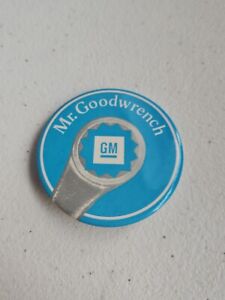 Vintage Mr. Goodwrench Gm Pin    General Motors 