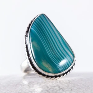 un anello in argento pizzo agata in petrolio turchese bellissimo disegno misura:56 - Foto 1 di 4