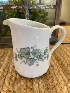 Vintage Corning Coordinates Steinzeug Milchkännchen Krug Grün Efeu Wirbel - Bild 1 von 4