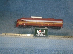 KATO N SCALE #176-5309 E8/9A PENNSYLVANIA RAILROAD LOCOMOTIVE #5715* - Picture 1 of 4