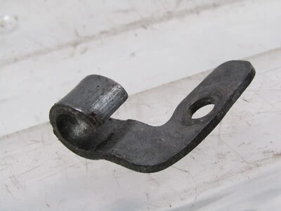 Оригинальный кронштейн для крепления кабеля муфты двигателя Kawasaki 81 82 KZ 305 A CSR305 - Изображение 1 из 4