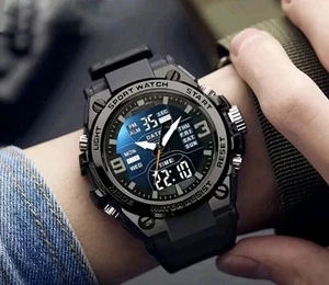 Reloj electrónico de moda de doble pantalla para hombre con múltiples funciones ligero  - Imagen 1 de 9