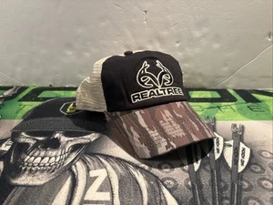 Realtree Truckermütze tarnfarben und schwarz Druckknopflasche Netz fesselnde Kopfbedeckung, neu - Bild 1 von 16