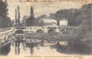 CPA 16 LA ROCHEFOUCAULD / VUE DE LA TARDOIRE / PONT DE LA BASSE VILLE - Picture 1 of 1