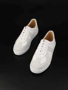 Tenis deportivas Firenze Atelier para hombre hechas a mano de cuero blanco entrenadores del ejército alemán - Imagen 1 de 17