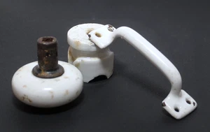 Vintage weiß Porzellan Türknauf Emaille Schubladengriff & elektrischer Isolator Set 3 - Bild 1 von 6