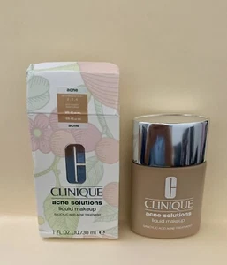 Clinique Acne Solutions Liquid Makeup Shade WN 48 Oat 1 oz New - Picture 1 of 2