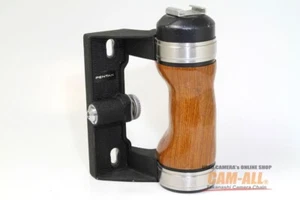 Pentax 67 Hot Shoe Hand Wood Grip - Picture 1 of 12