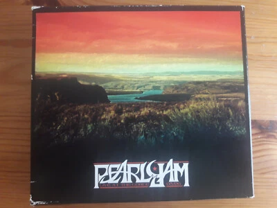 Pearl Jam Live at the Gorge 05/06 7 CDs 3 Shows Digi-Pack Warner Music 2007 - Bild 1 von 4