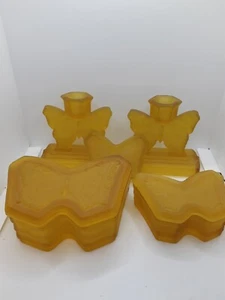 BAGLEY WHITBY FROSTED GLASS BUTTERFLY AMBER DRESSER SET - Bild 1 von 8