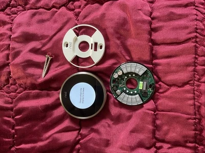 Nest  Learning Thermostat (2nd Generation) 02a - Smart Thermostat - Image 1 of 4