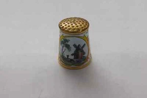 CRUMMLES ENAMEL THIMBLE VERY PRETTY WINDMILL AND WATERMILL DESIGN 2CMS (1639) - Picture 1 of 6