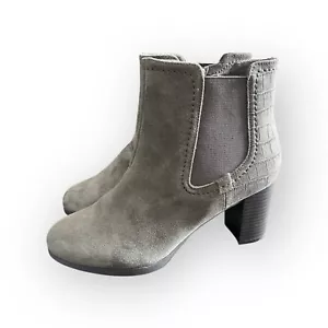 NEW Clarks Bayla Rose Heeled Boots Size 7.5 W Wide Gray Brown - Picture 1 of 10