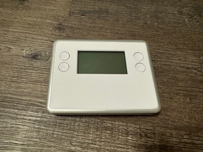 GoControl GC-TBZ48 Z-Wave Battery-Powered Thermostat - White - Image 1 of 4