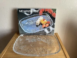 Vintage Heavy Soga Oval Mid Winter Rose Snow Rose Glass Platter (R) - Picture 1 of 7