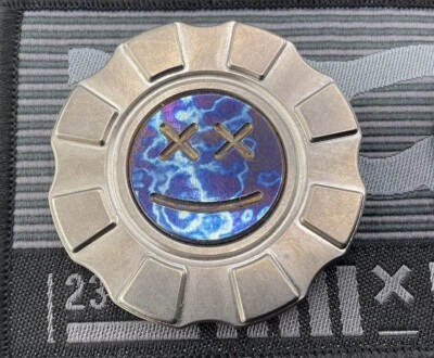 HiTex Gear x Andy Frankart AFK Blanco Timasco Incrustación Titanio EDC Moneda Poker Chip Foto 1 de 3