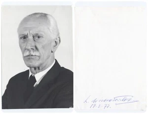 Polish Archaeologist & Egyptologist KAZIMIERZ MICHALOWSKI Hand Signed Photo 1977 - Picture 1 of 3