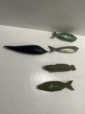 - Señuelo de pesca de madera como tallas esculturas figuras algunas tienen daños lote de 5 Foto 1 de 4