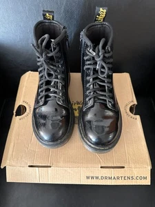 Dr. Doc Martens AirWair 1460 J Black Patent Lamper Leather Boots - Kids/Youth 13 - Bild 1 von 16