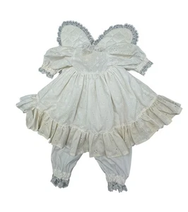 Vintage weiß Ösen Spitze Mädchen Kleid Flügel Rüschen Saum & Unterhose 3 Teile LESEN - Bild 1 von 6