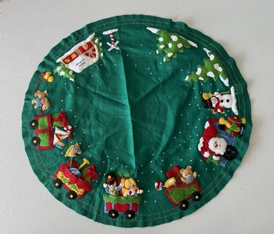 DE COLECCIÓN Bucilla Tree Falda Fieltro Lentejuelas Tren Santa 43” Acabado Foto 1 de 4