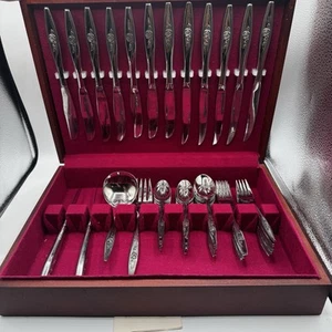 Oneidacraft Lasting Rose Deluxe Edelstahl Besteck 60-teiliges Set in Box Nordic Crown - Bild 1 von 24