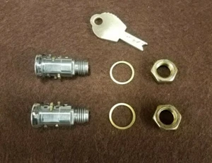 2 DUNCAN/MILLER 60/76 PARKING METER MALE LOCK CYLINDERS, RESTRICTED KEY & 2 NUTS - Picture 1 of 9