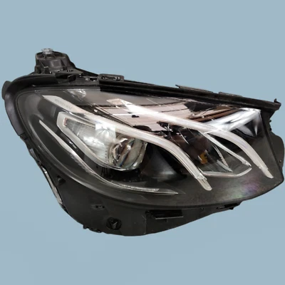 Faro derecho LED UE MERCEDES-BENZ W213 E200 E250 E300 E400 E450 A2139064204 Foto 1 de 4