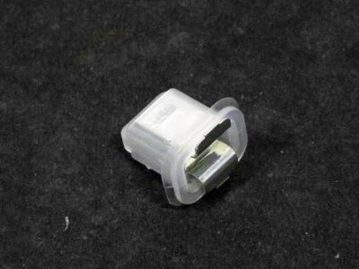 For 2002-2008 Mercedes G500 Interior Panel Clip 83431MN 2003 2004 2005 2006 2007 - Image 1 of 2