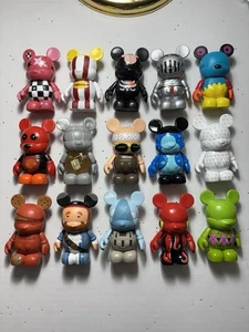 Lote de 15 figuras Vinymation serie artista vinilo tienda Disney más algunas tarjetas - Imagen 1 de 8
