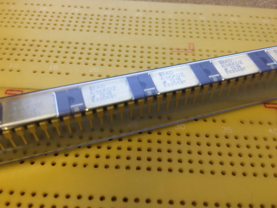 AD636KDZ True RMS-DC Converter Analog Devices 14pin SBDIP Multi Qty  - Image 1 of 1