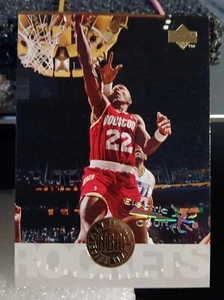 1995-96 Upper Deck #180 Clyde Drexler Electric Court- Rockets  - Picture 1 of 2