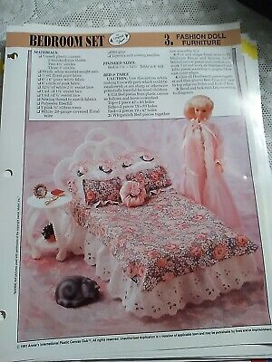 Bedroom Set Fashion Doll Furniture Bed & Table Annie's Plastic Canvas Pattern • 2.21€